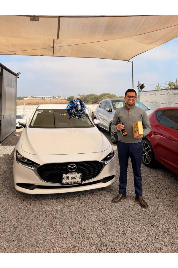 Entrega de auto 2 — Alteza Motors