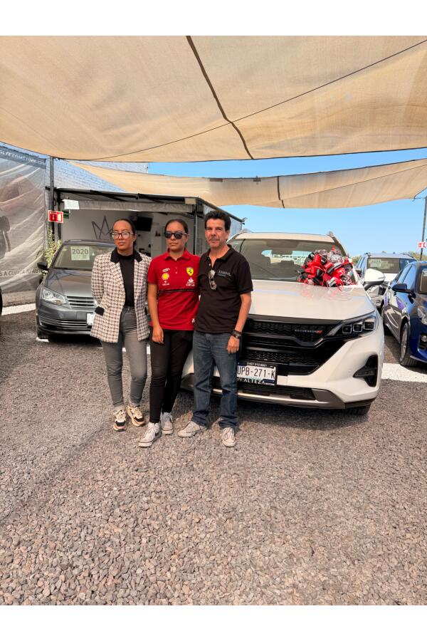Entrega de auto 3 — Alteza Motors